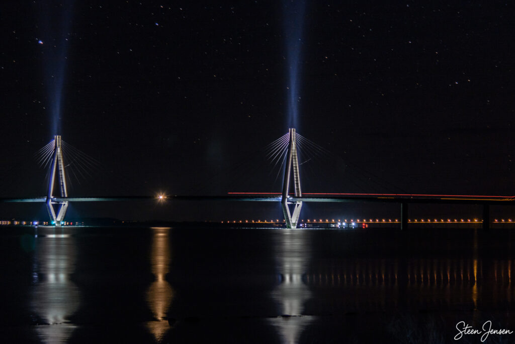 Farøbroen by night