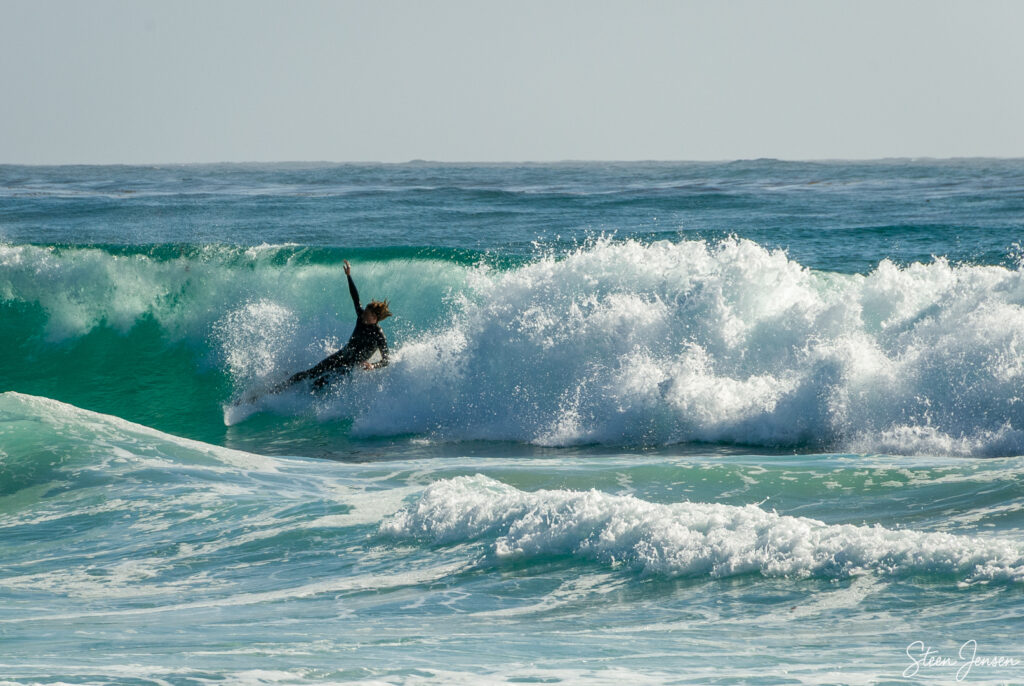 Surfing Hawaii 2