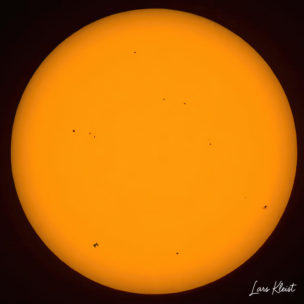 Solen-med-iss